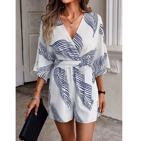 Leaf Tropical Print Blue on White Romper Belted V-Neck - Picture 4 of 6